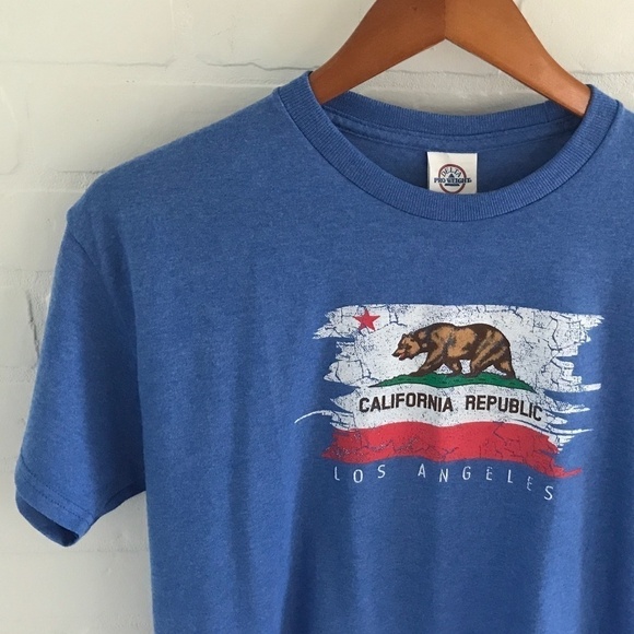 Delta Pro Weight Boy’s Blue Graphic Tee Shirt Short sleeve Size XL - Picture 2 of 3